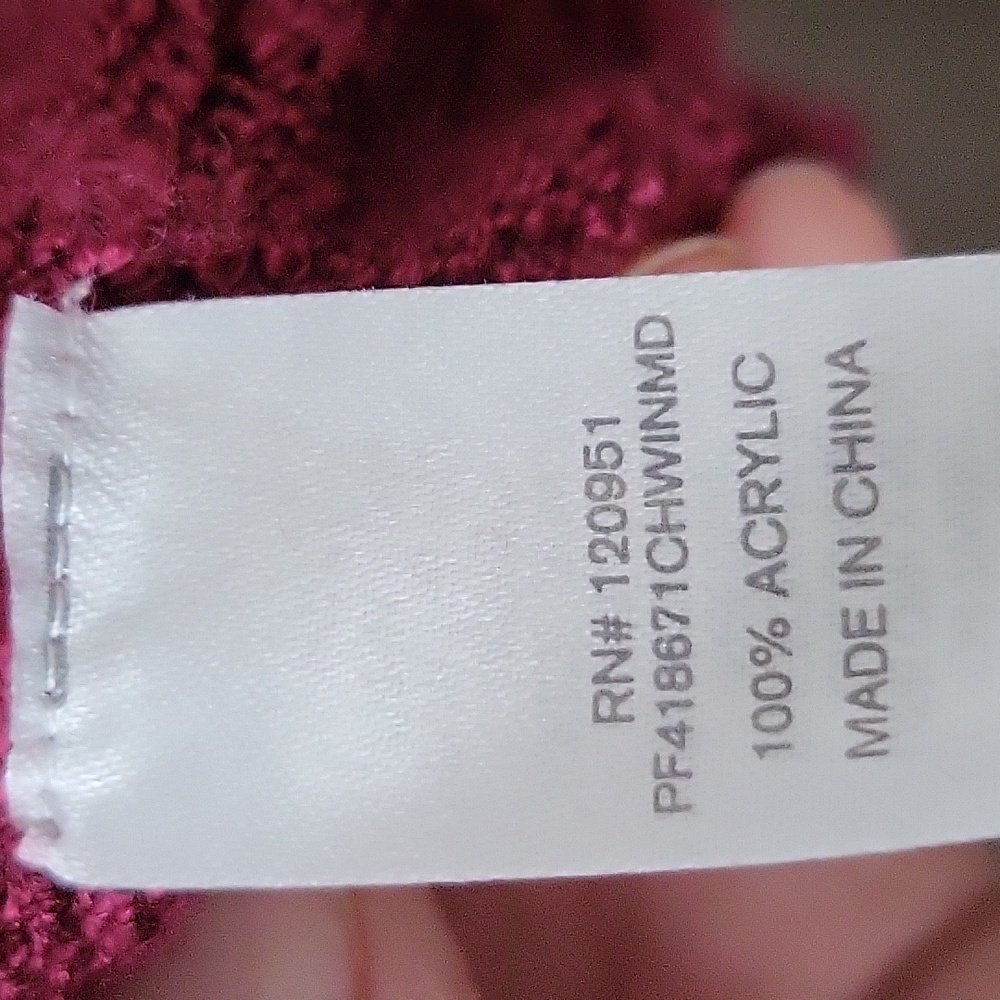 Sweater - Picture 6 of 8